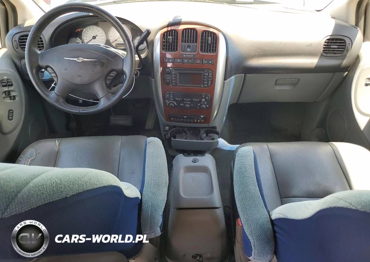 2005 Chrysler Town And Country Limited VIN:2C8GP64L95R209282 - 8