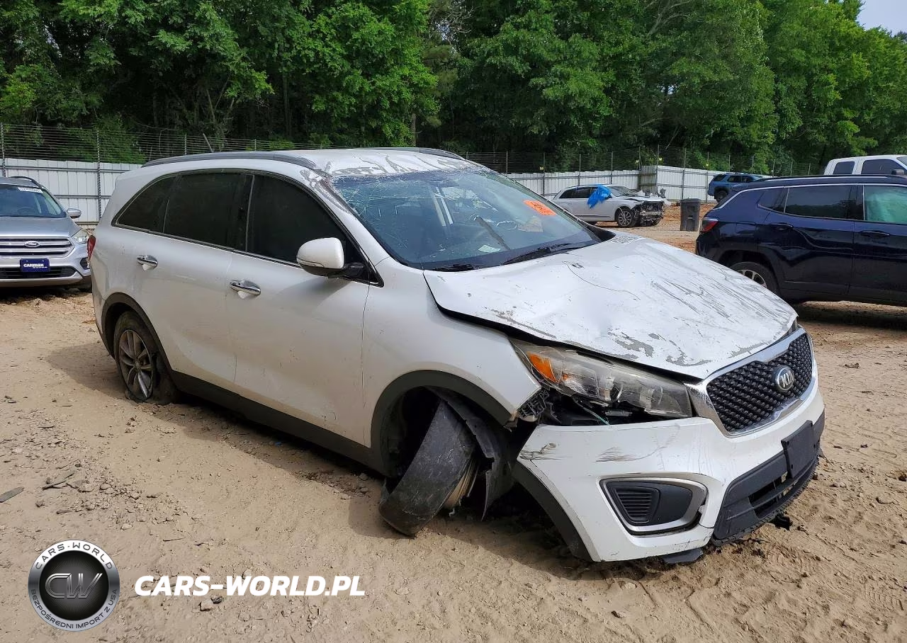 2017 Kia Sorento Lx V6 VIN:5XYPG4A58HG213571 - 4