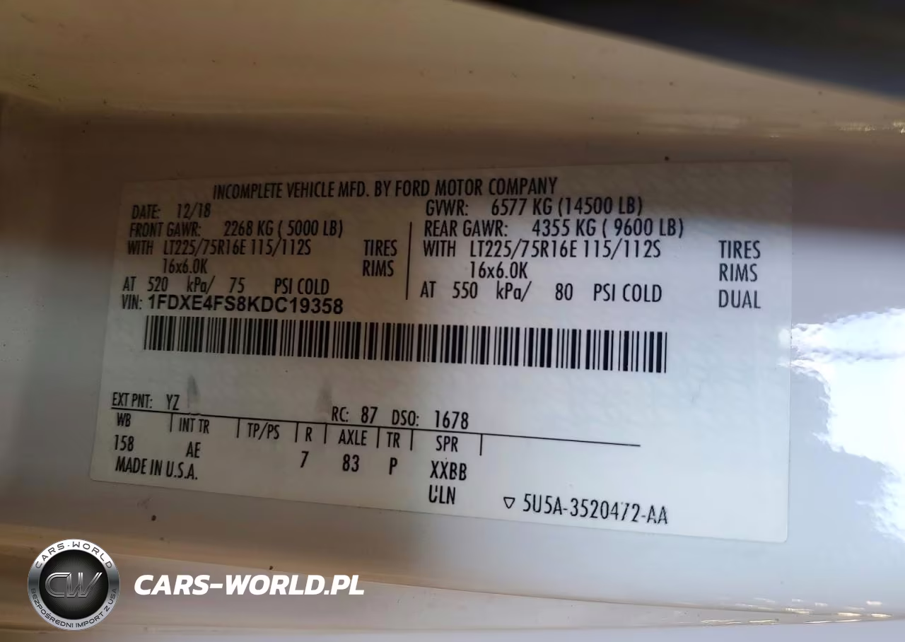 2019 Ford Cutaway E4 VIN:1FDXE4FS8KDC19358 - 12