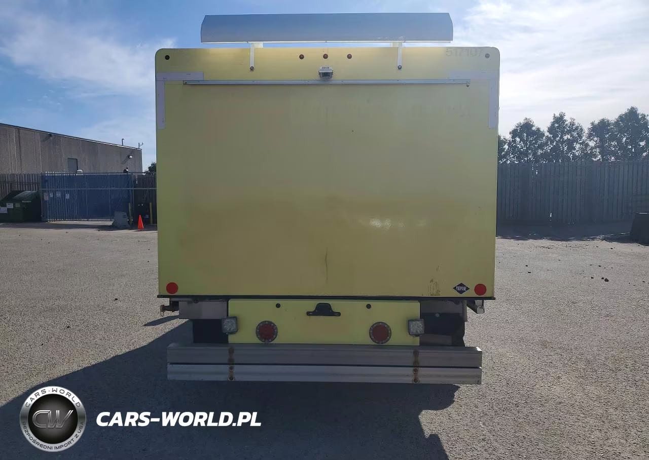 2019 Ford Cutaway E4 VIN:1FDXE4FS8KDC19358 - 6