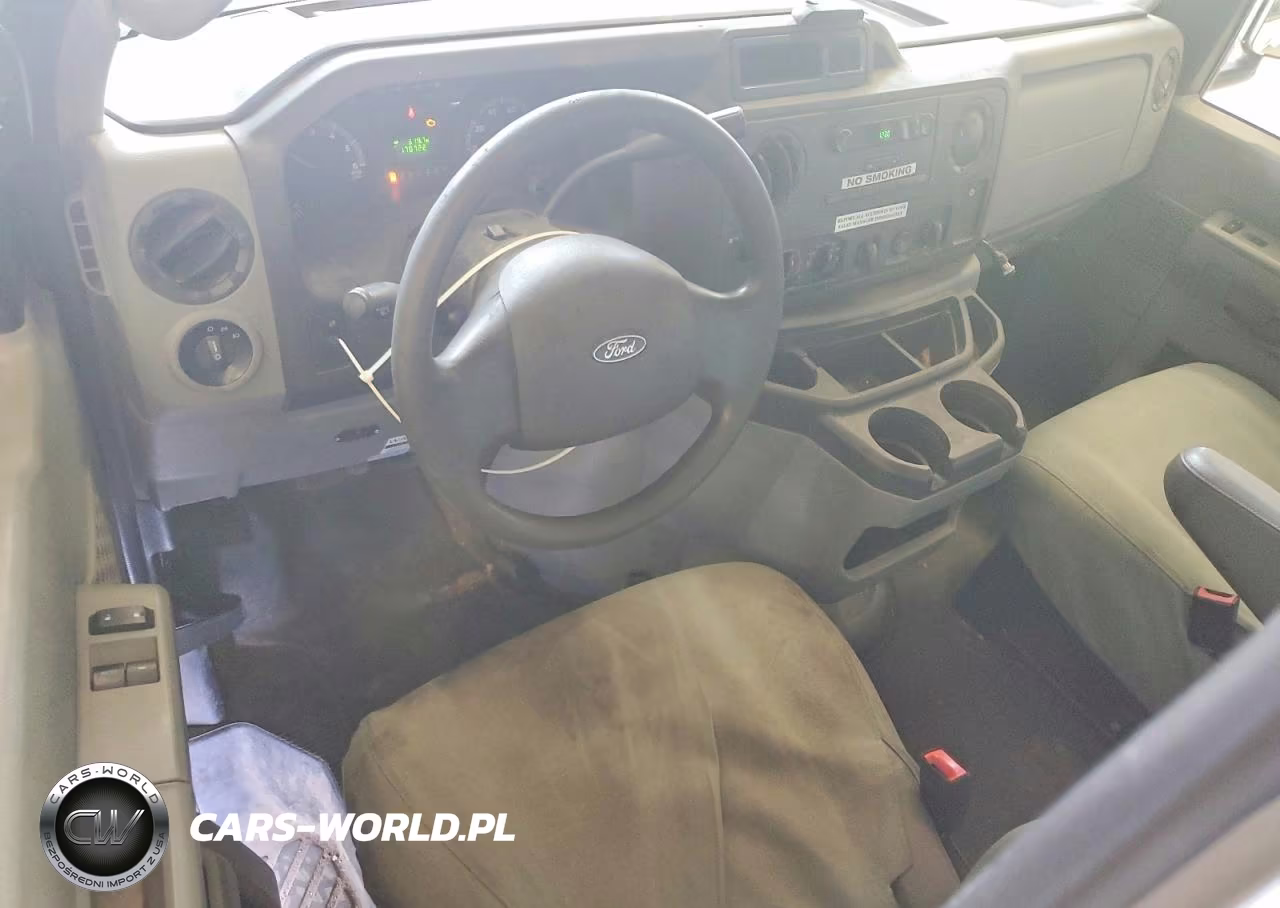 2019 Ford Cutaway E4 VIN:1FDXE4FS8KDC19358 - 8