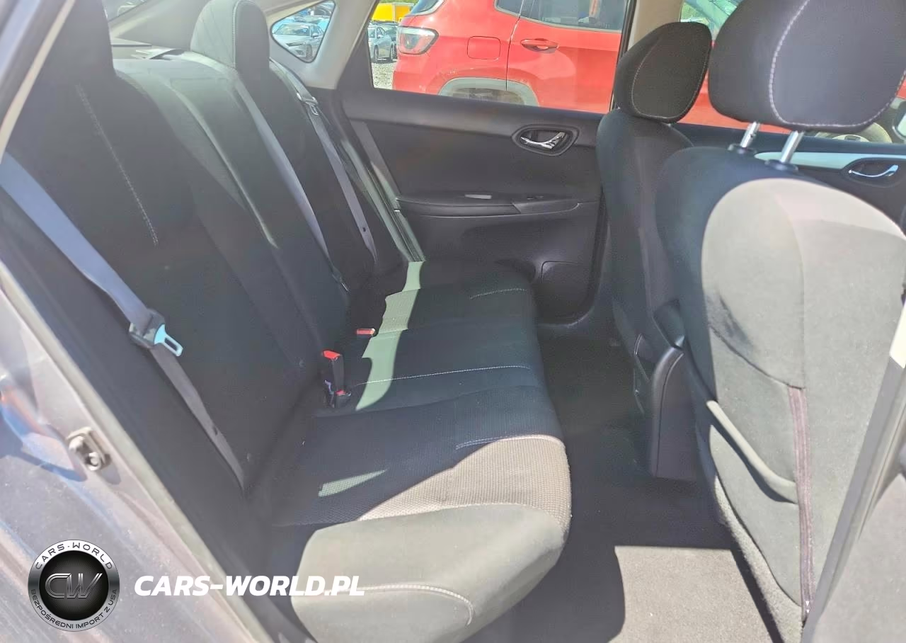2018 Nissan Sentra S VIN:3N1AB7AP5JY290734 - 10