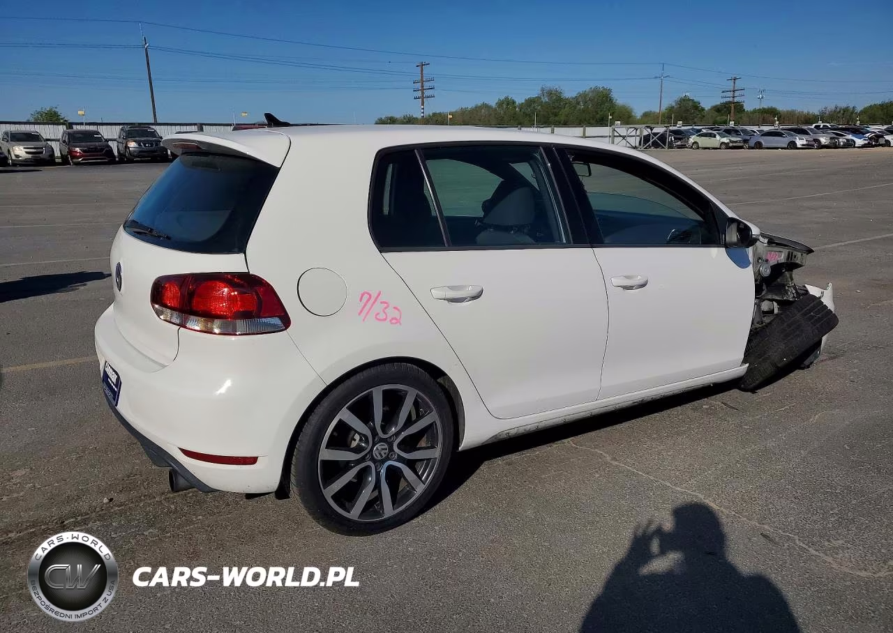 2014 Volkswagen Gti VIN:WVWHD7AJ8EW004230 - 3