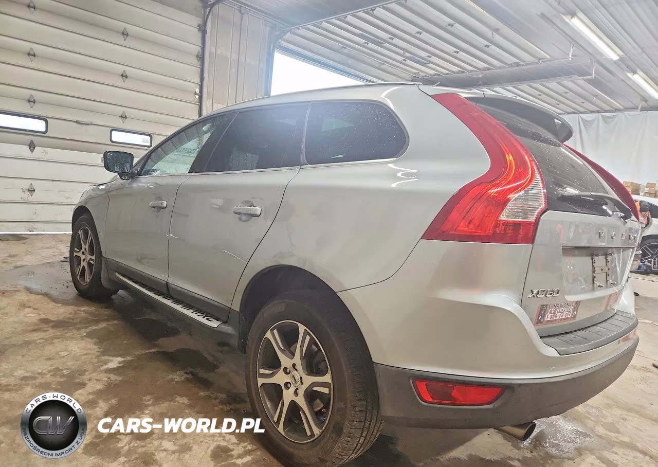 2011 Volvo Xc60 T6 VIN:YV4902DZ8B2135565 - 2