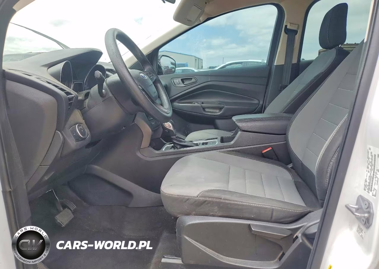 2019 Ford Escape S VIN:1FMCU0F71KUB56982 - 7