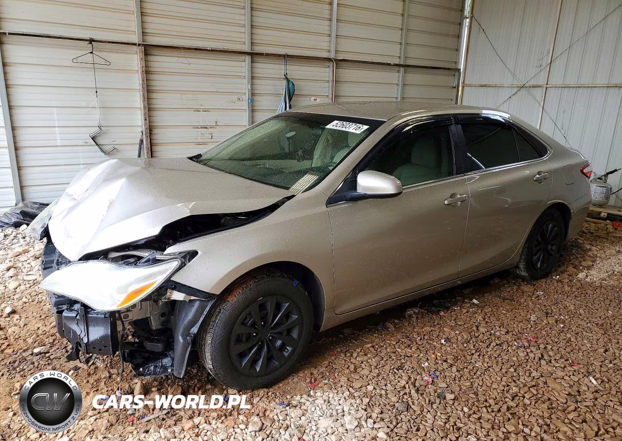 2016 Toyota Camry Le – zdjęcie 1 z 13