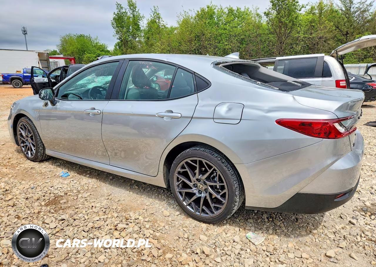 2025 Toyota Camry Le VIN:4T1DAACK4SU076197 - 2