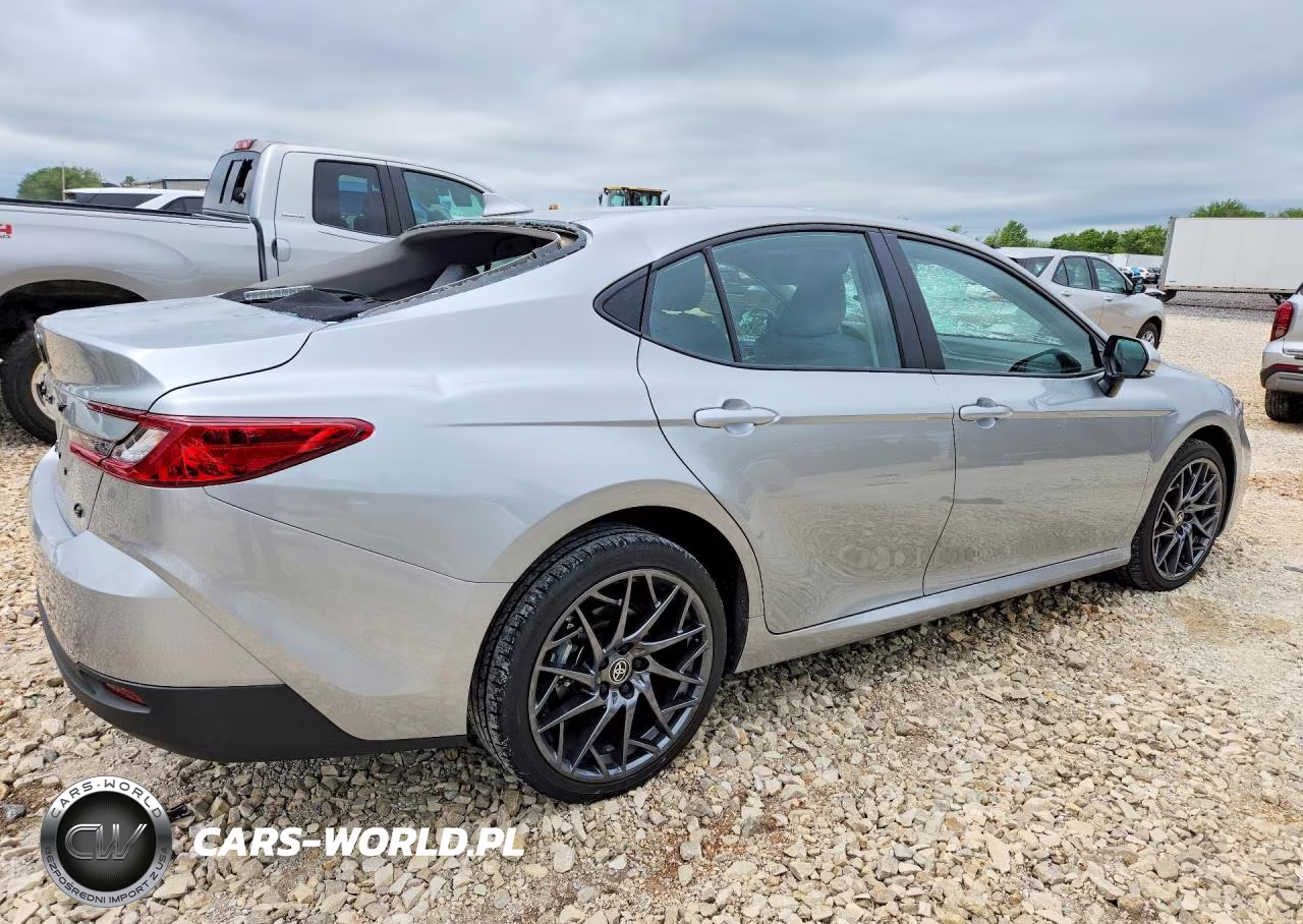 2025 Toyota Camry Le VIN:4T1DAACK4SU076197 - 3