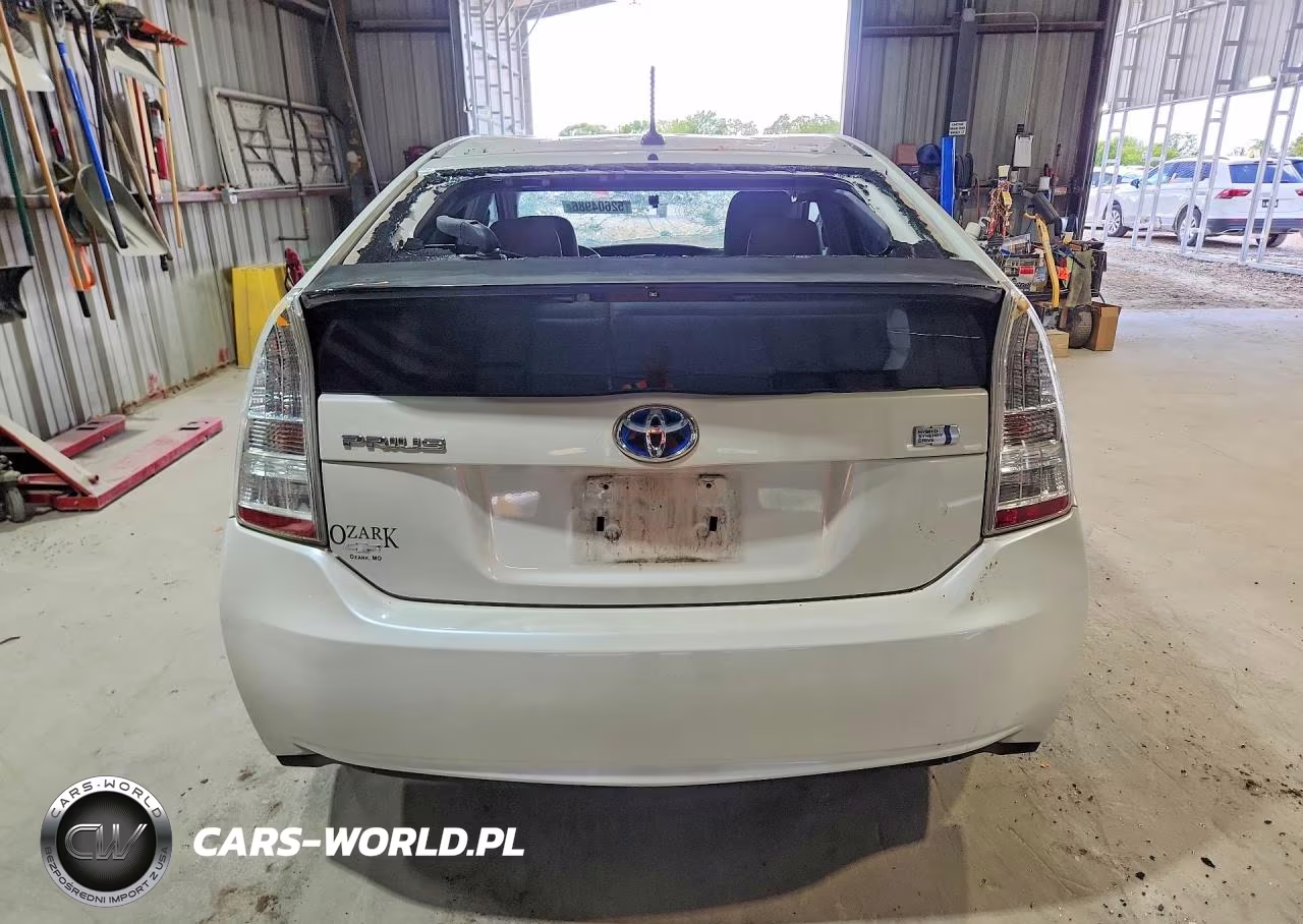 2011 Toyota Prius Two VIN:JTDKN3DU2B0273999 - 6