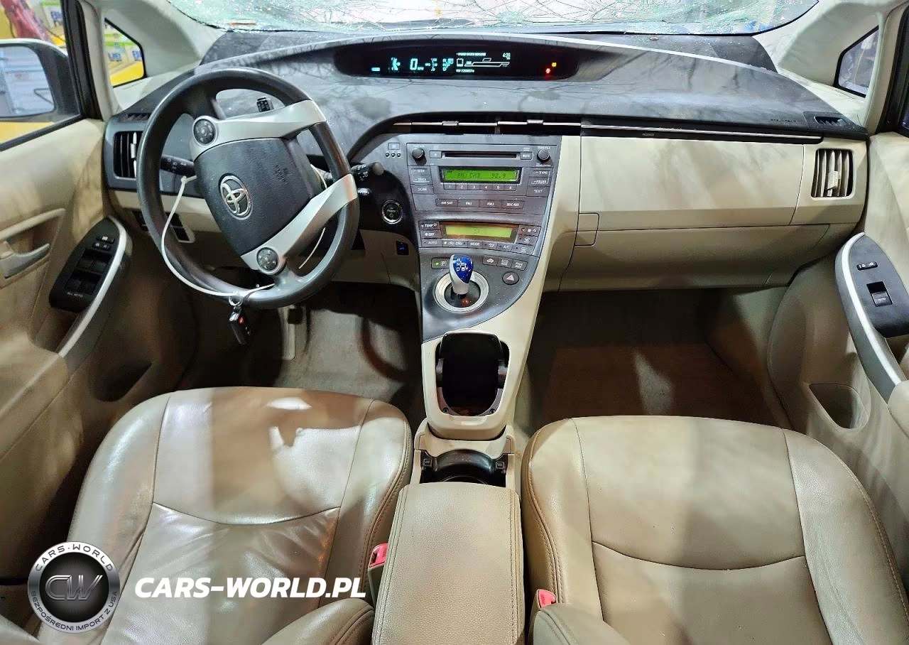 2011 Toyota Prius Two VIN:JTDKN3DU2B0273999 - 8