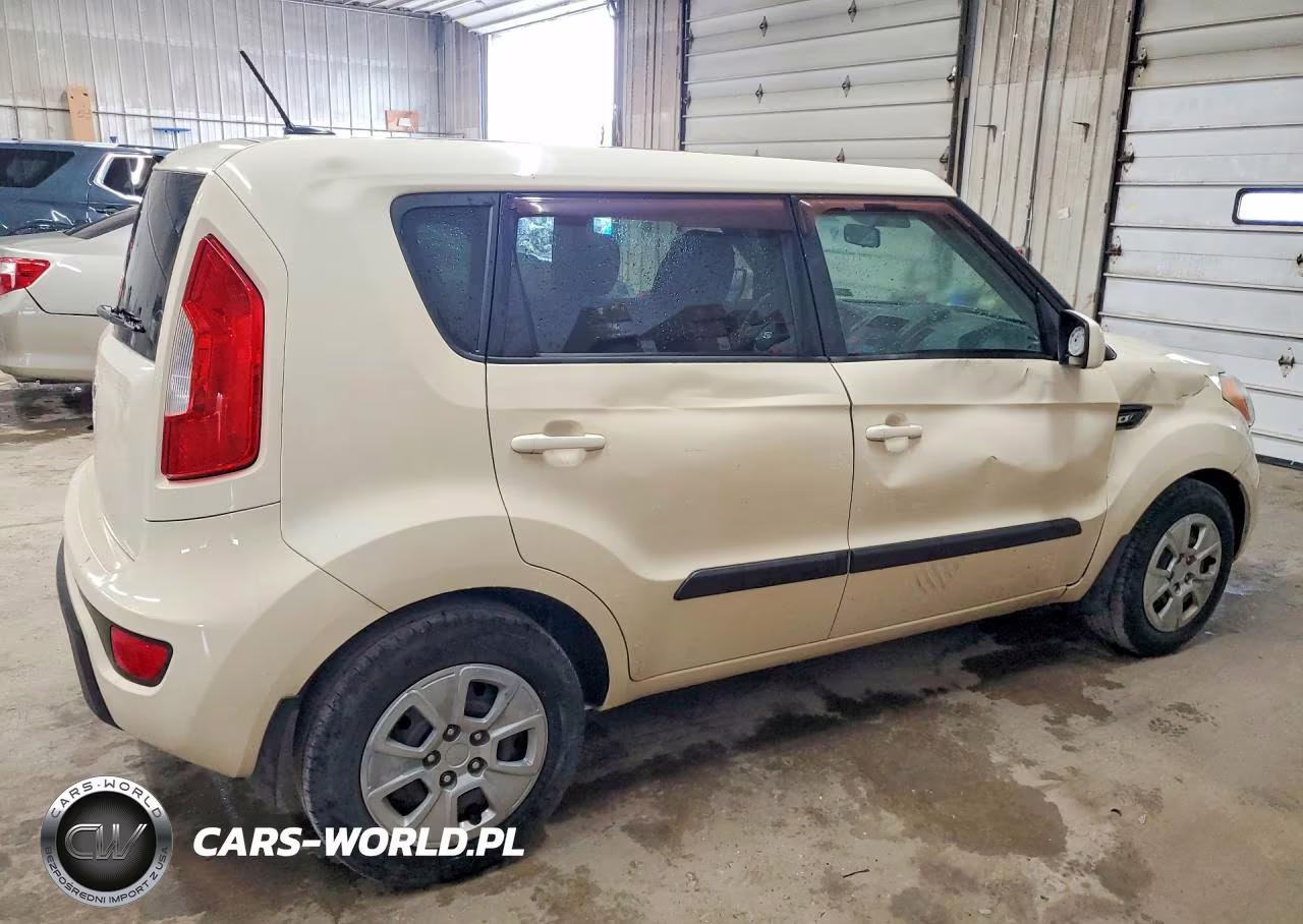 2012 Kia Soul Base VIN:KNDJT2A59C7404136 - 3