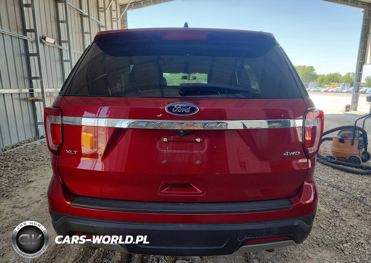 2019 Ford Explorer Xlt VIN:1FM5K8D86KGA40829 - 6