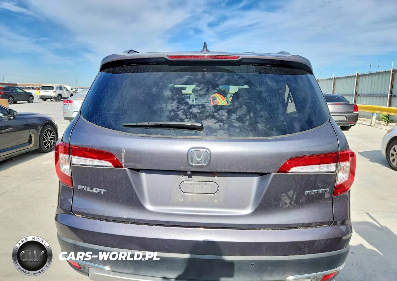 2020 Honda Pilot Touring VIN:5FNYF5H61LB021615 - 6