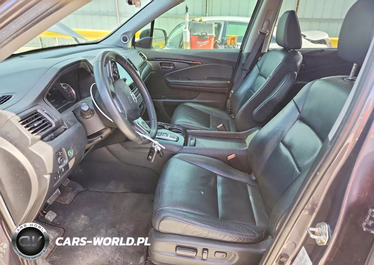 2020 Honda Pilot Touring VIN:5FNYF5H61LB021615 - 7