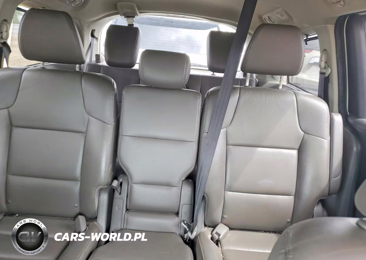 2014 Honda Odyssey Touring VIN:5FNRL5H9XEB040092 - 10