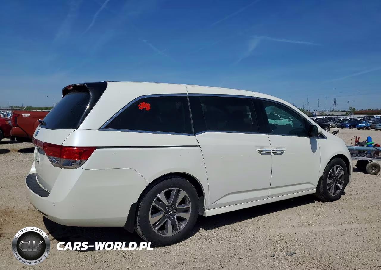 2014 Honda Odyssey Touring VIN:5FNRL5H9XEB040092 - 3