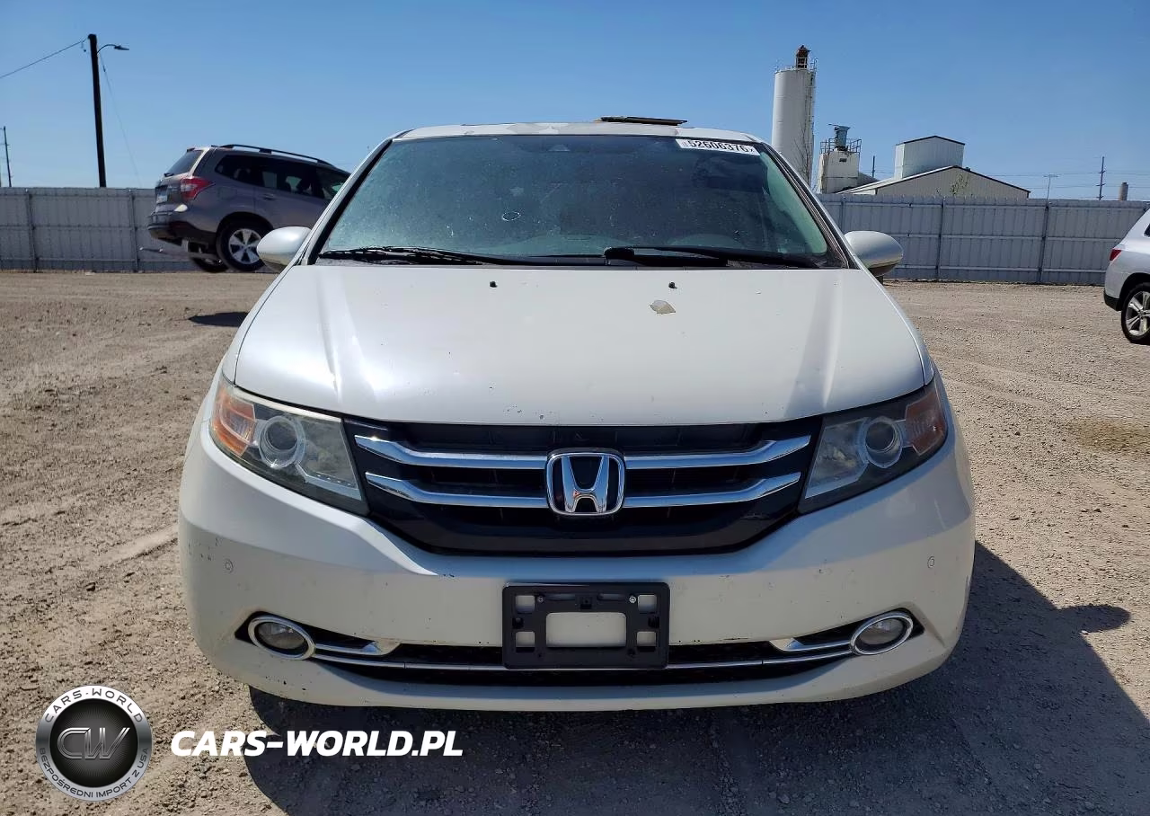 2014 Honda Odyssey Touring VIN:5FNRL5H9XEB040092 - 5