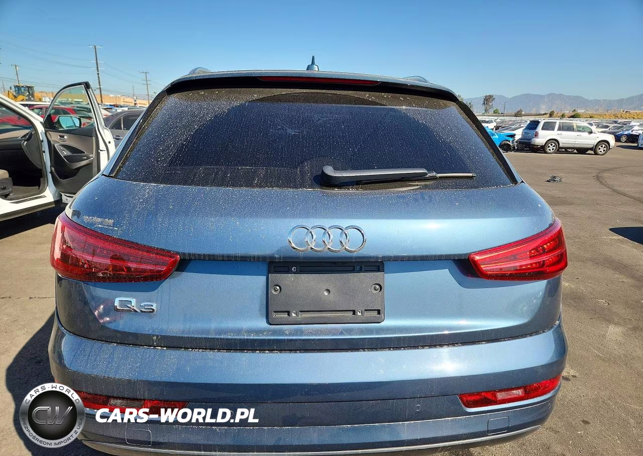 2018 Audi Q3 Premium VIN:WA1BCCFS1JR015396 - 6