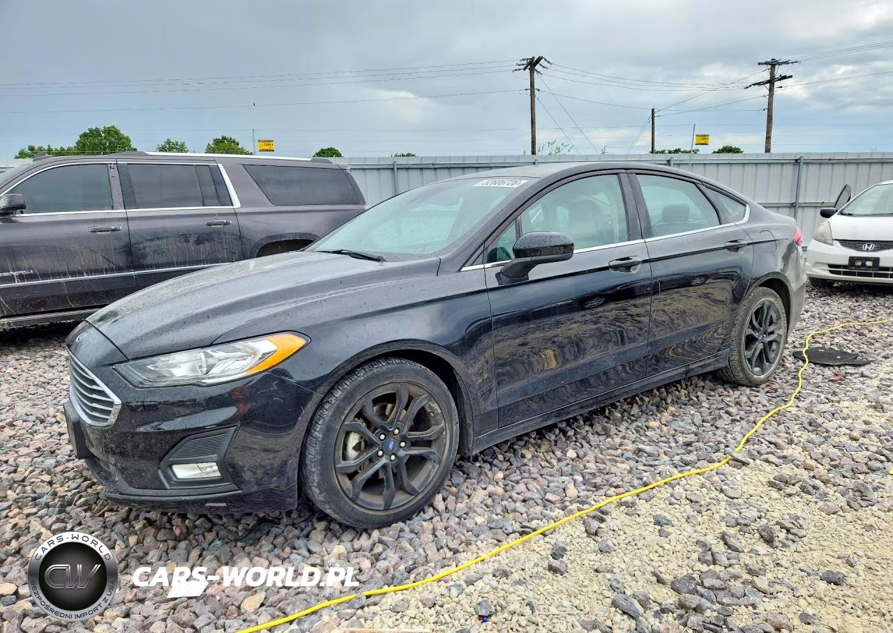 2020 Ford Fusion Se – zdjęcie 1 z 12