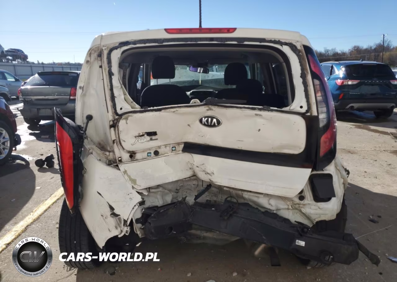 2016 Kia Soul VIN:KNDJN2A27G7395104 - 6