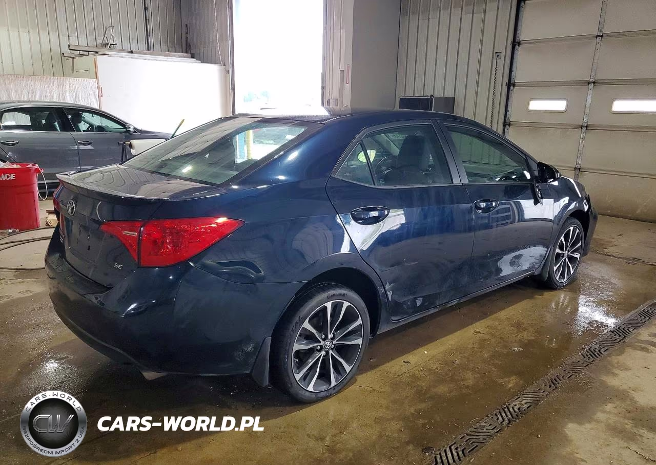 2019 Toyota Corolla Se VIN:2T1BURHE2KC126709 - 3