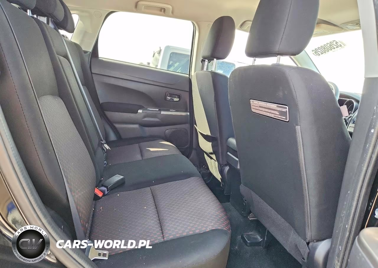 2018 Mitsubishi Outlander Sport Es VIN:JA4AP3AU9JU022019 - 11