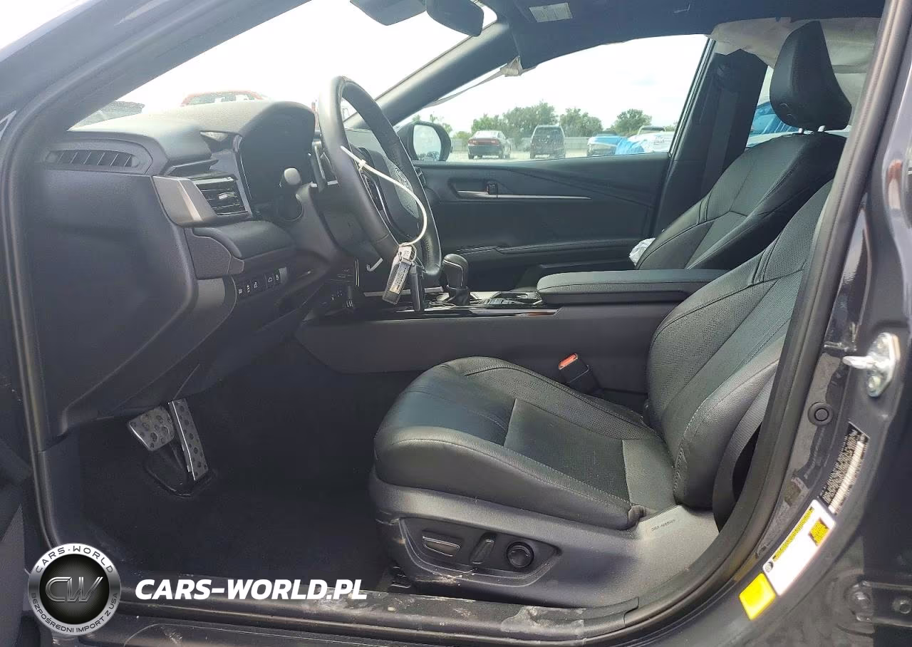 2025 Toyota Camry Xse VIN:4T1DAACK1SU053282 - 7