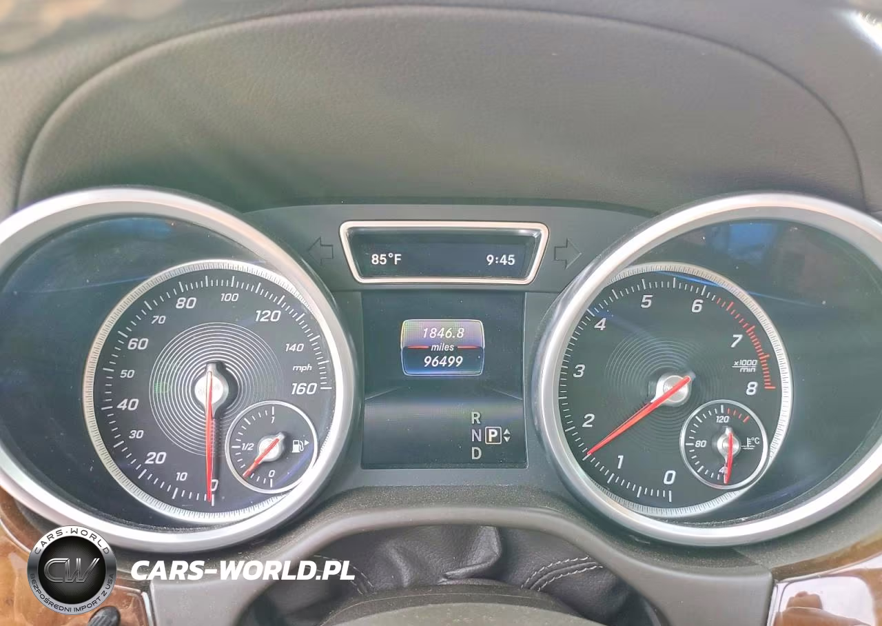 2015 Mercedes-Benz Gl 550 4Matic VIN:4JGDF7DE9FA465065 - 9