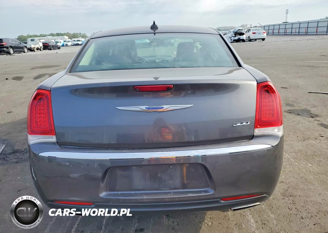 2019 Chrysler 300 Limited VIN:2C3CCAEG9KH693542 - 6
