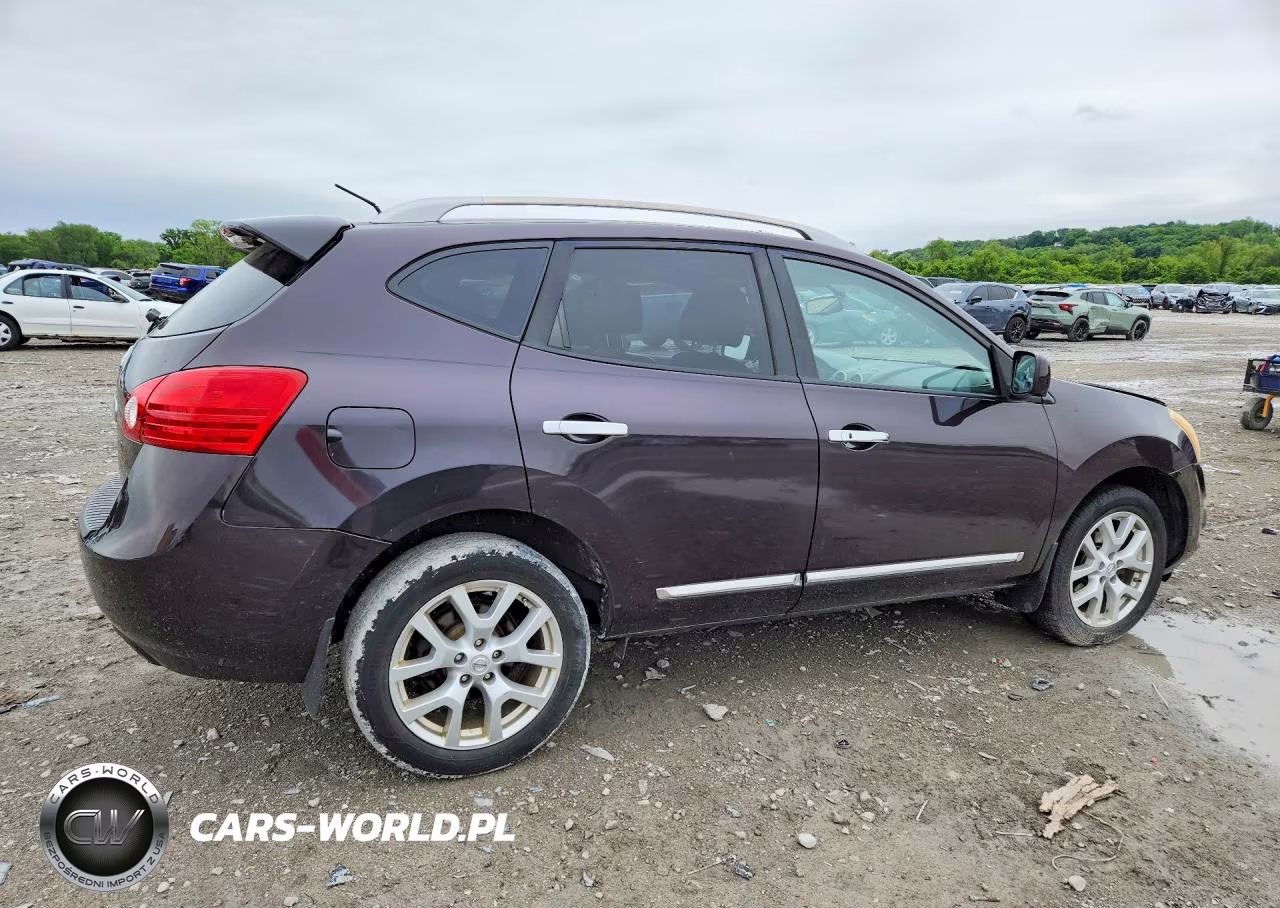 2013 Nissan Rogue S VIN:JN8AS5MVXDW629967 - 3