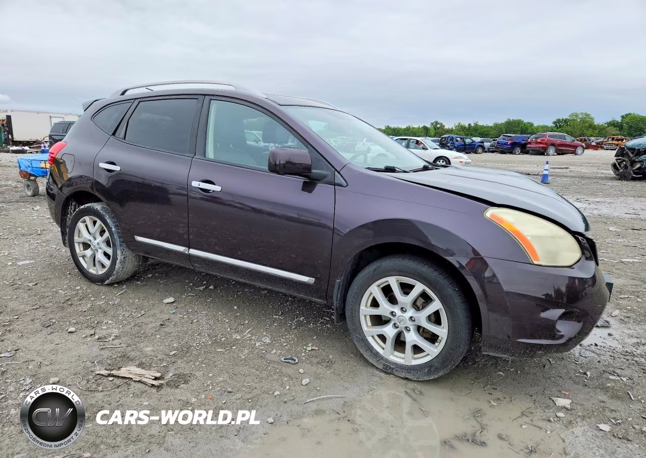 2013 Nissan Rogue S VIN:JN8AS5MVXDW629967 - 4