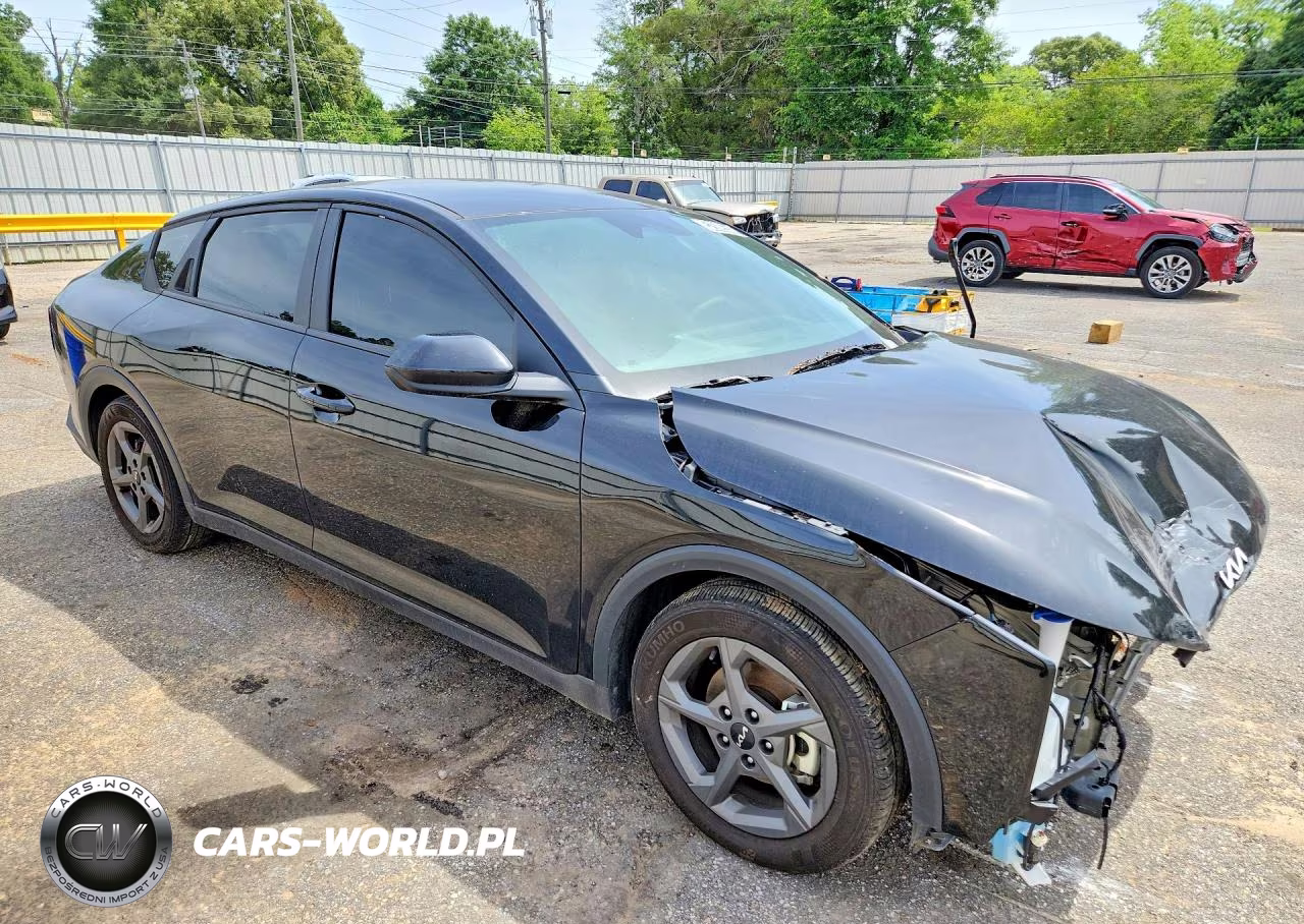 2025 Kia K4 Lxs VIN:3KPFT4DE9SE009708 - 4