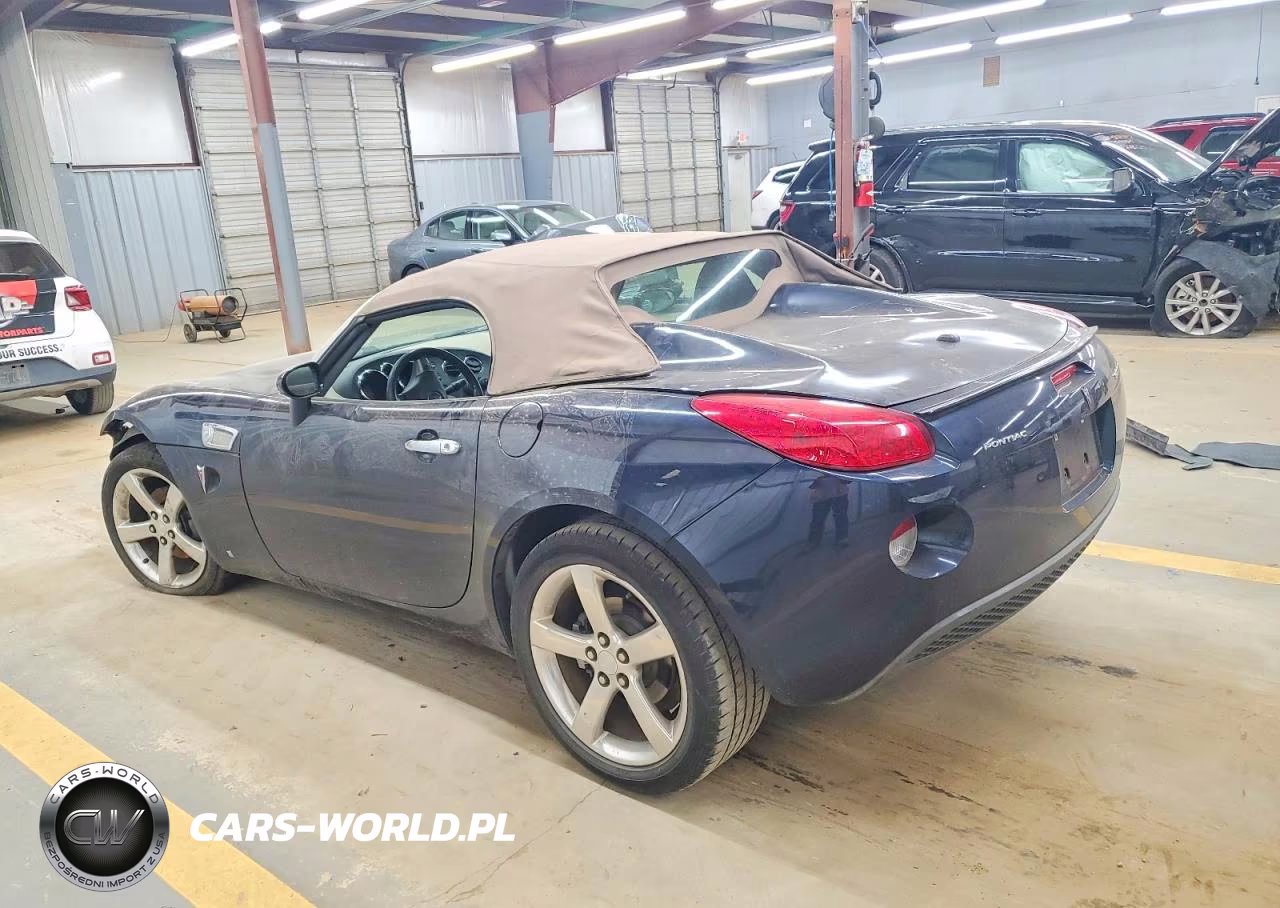 2007 Pontiac Solstice VIN:1G2MB35B77Y113032 - 2