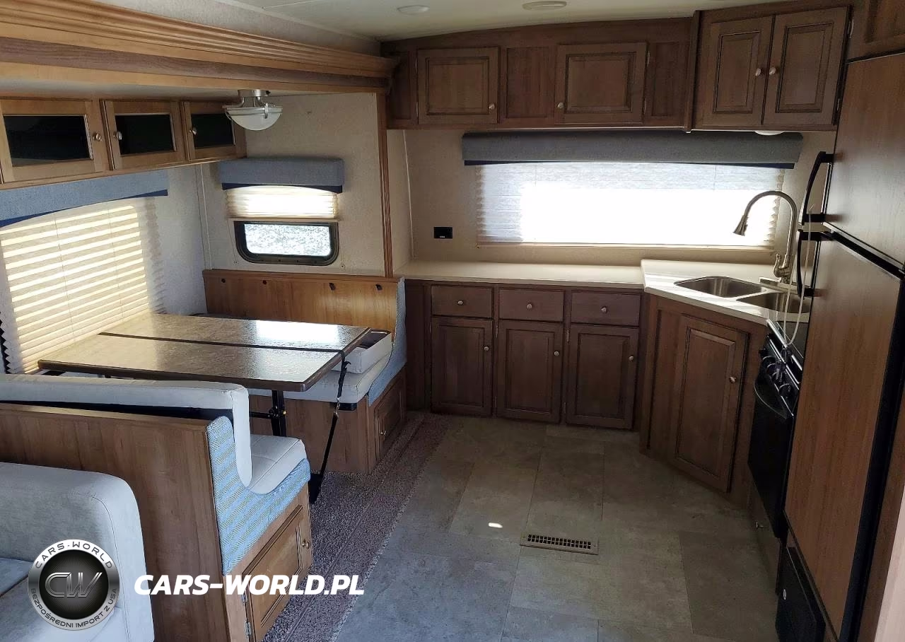 2018 Forest Riv Rockwood VIN:4X4TRLB23JZ153787 - 5