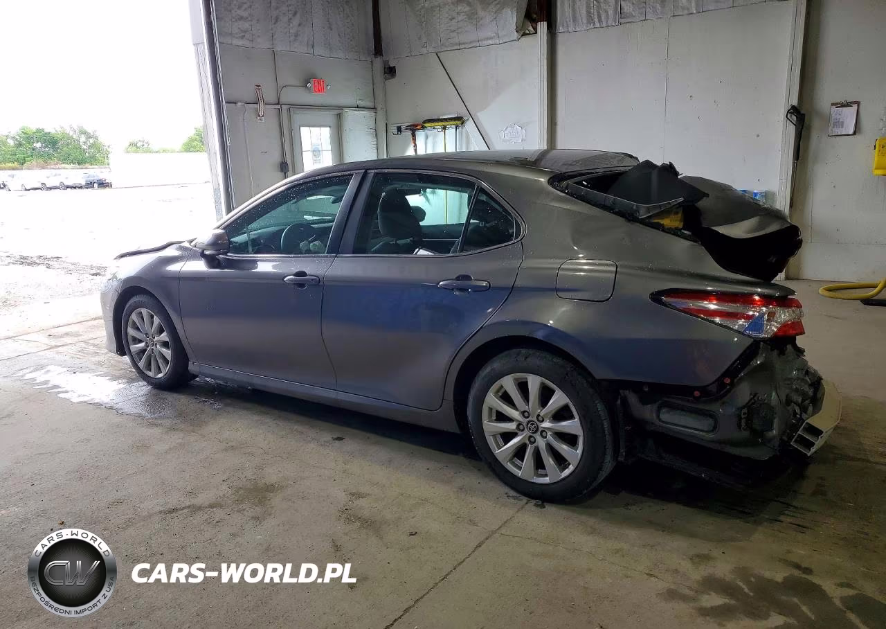 2018 Toyota Camry VIN:4T1B11HK9JU532564 - 2