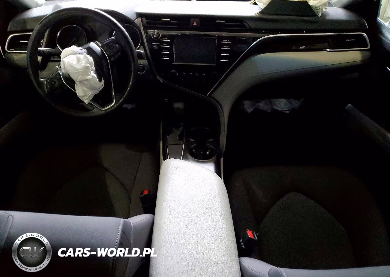 2018 Toyota Camry VIN:4T1B11HK9JU532564 - 8