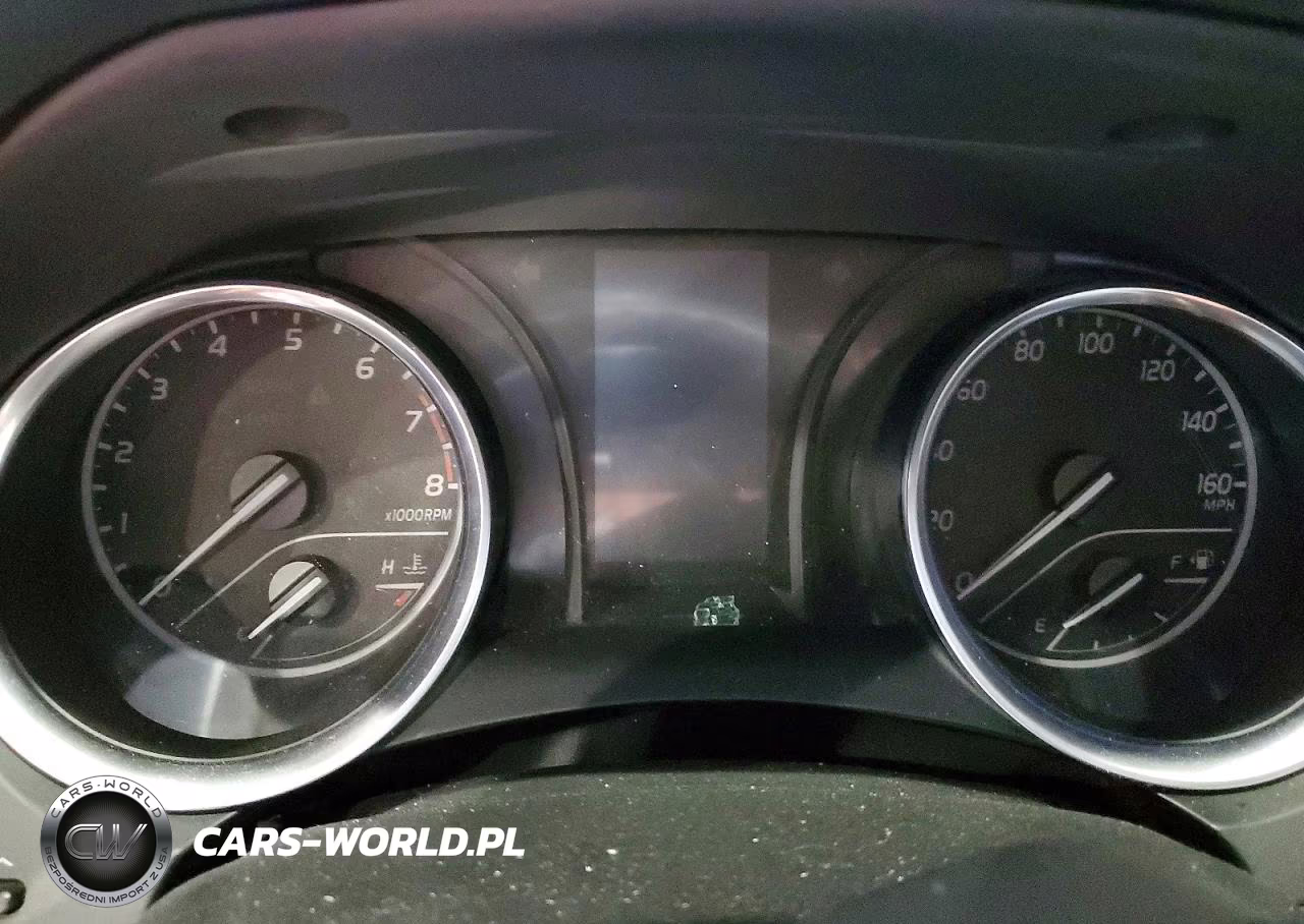 2018 Toyota Camry VIN:4T1B11HK9JU532564 - 9