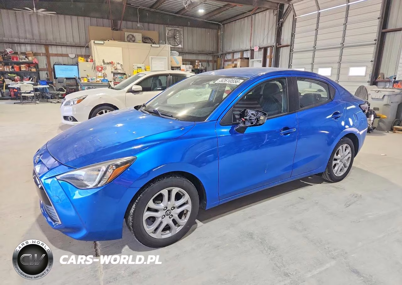 2017 Toyota Yaris Ia Base