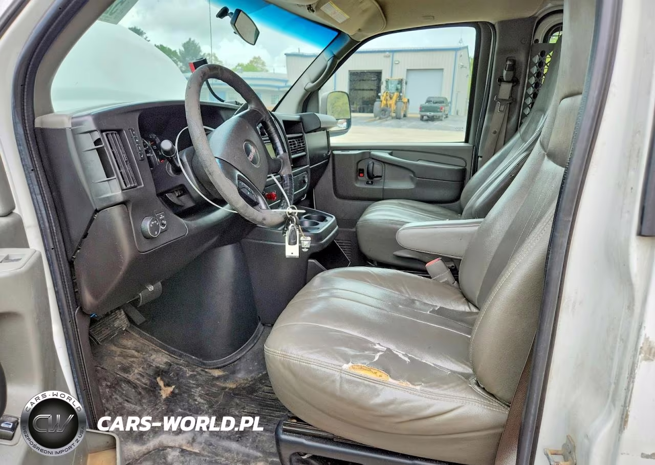 2011 GMC Savana 3500 Cargo Delivery Van VIN:1GTZ7TFA8B1154957 - 7
