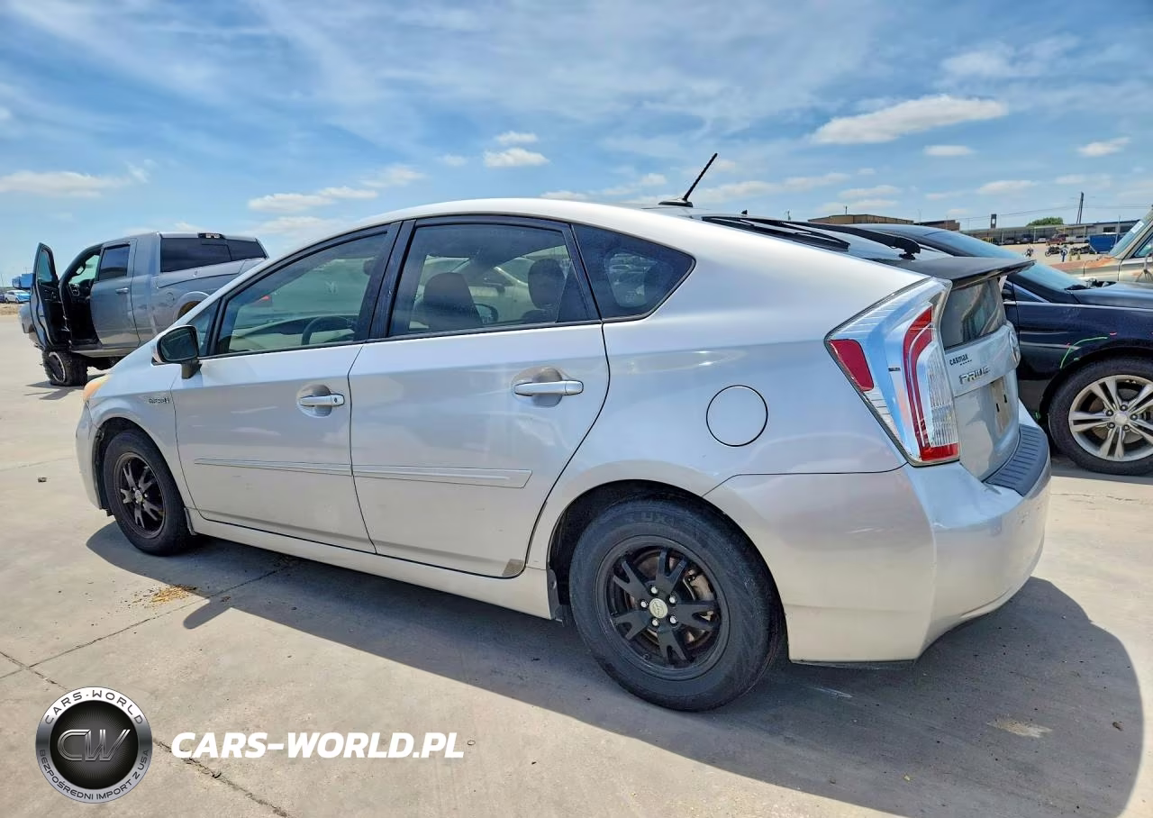 2012 Toyota Prius Three VIN:JTDKN3DUXC1571101 - 2