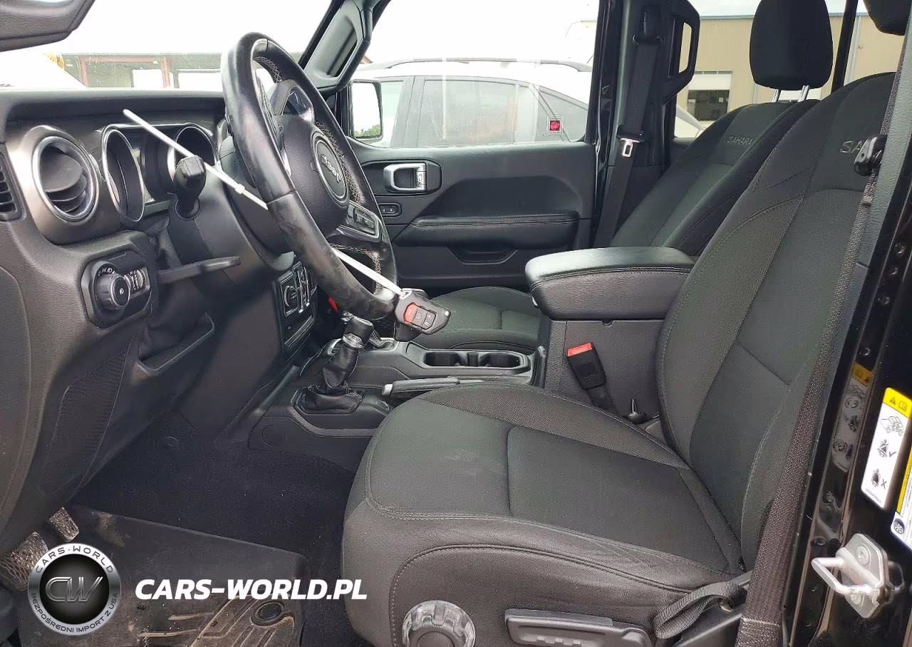 2020 Jeep Wrangler Unlimited Sahara VIN:1C4HJXEN0LW147949 - 7