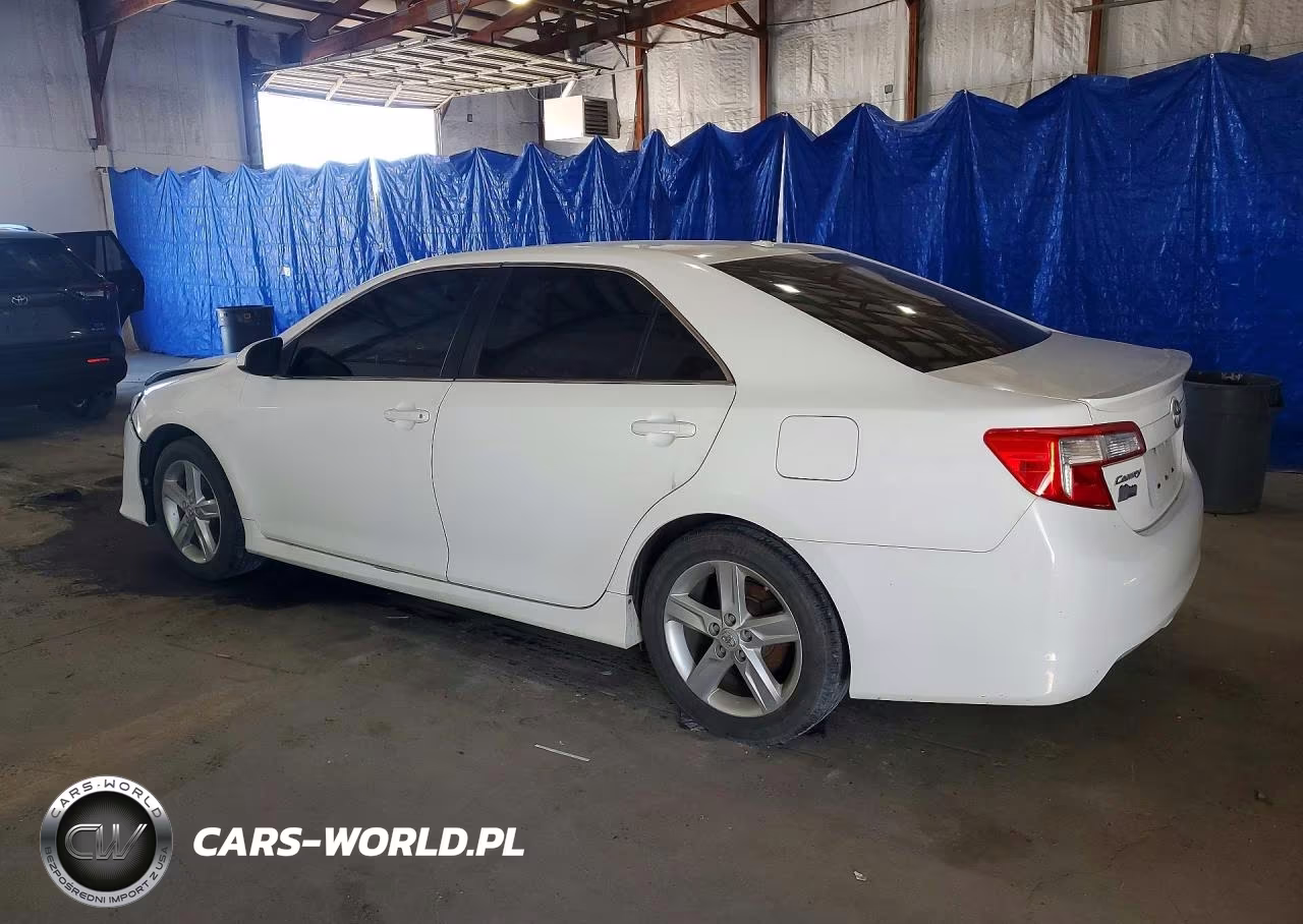 2014 Toyota Camry Se VIN:4T1BF1FK2EU754003 - 2