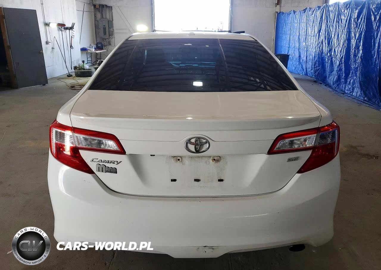 2014 Toyota Camry Se VIN:4T1BF1FK2EU754003 - 6
