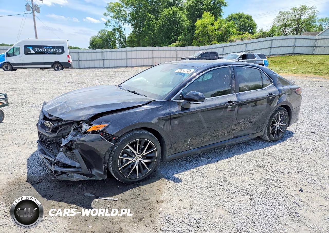 2022 Toyota Camry Se – zdjęcie 1 z 12