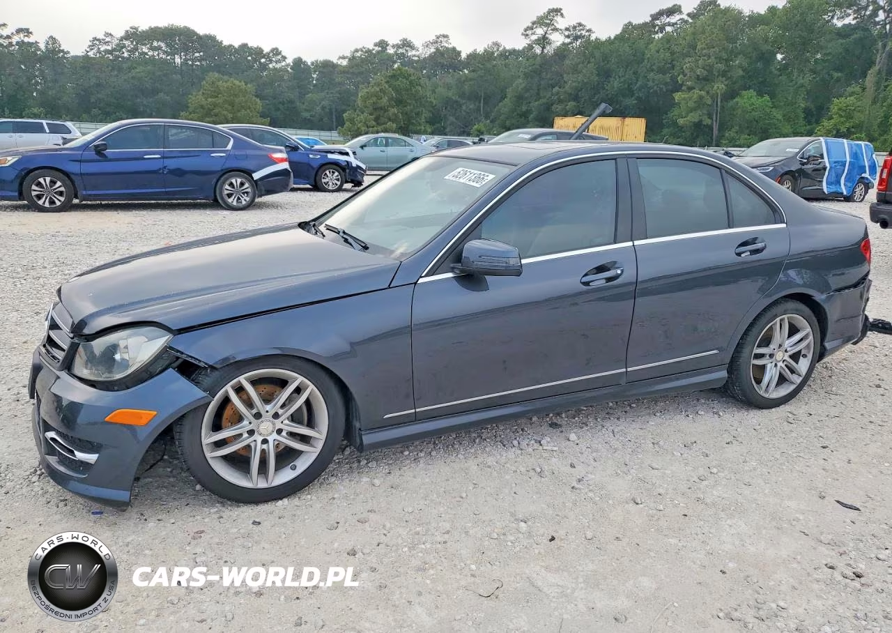 2014 Mercedes-Benz C 250