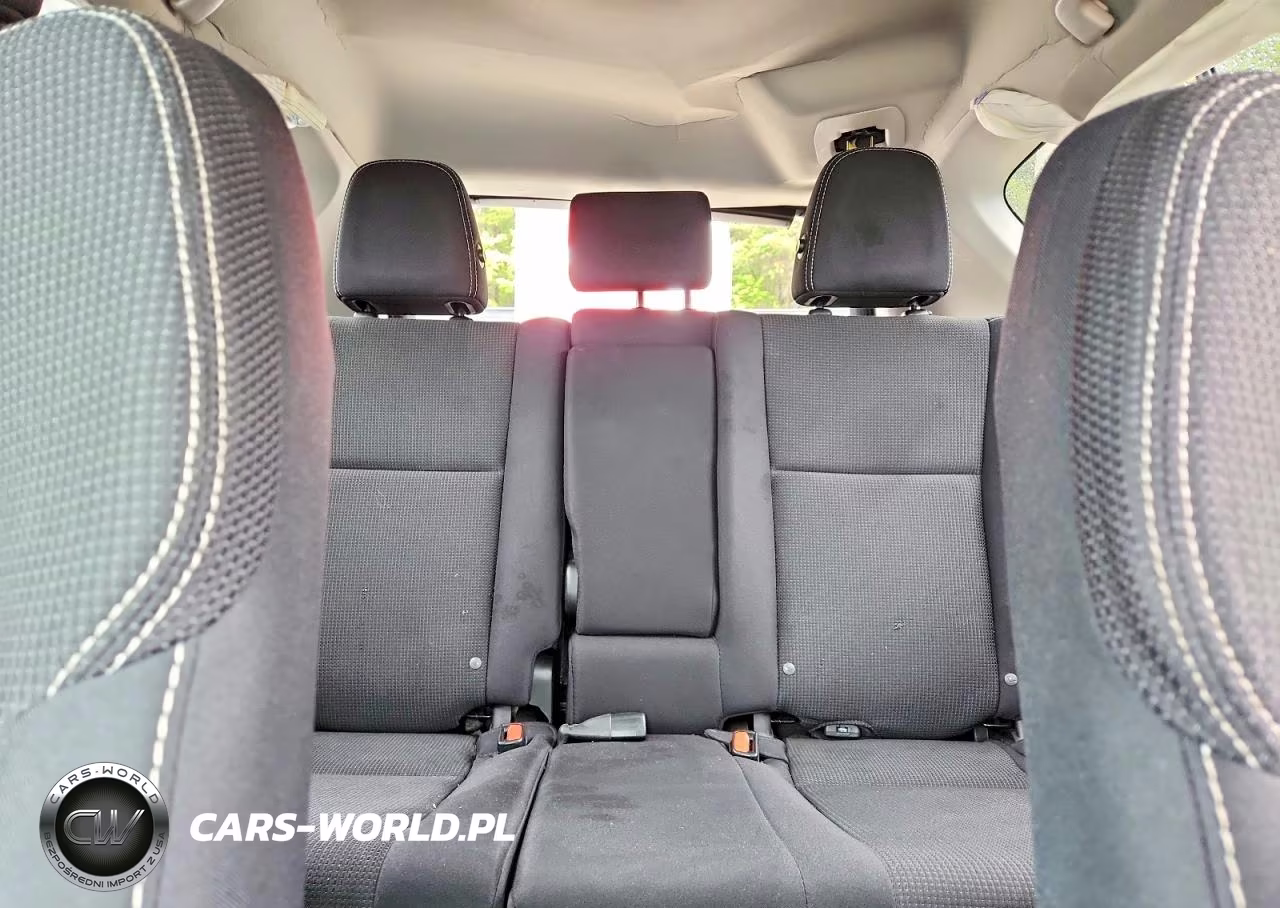 2018 Toyota Rav4 Xle VIN:2T3WFREV2JW411592 - 10