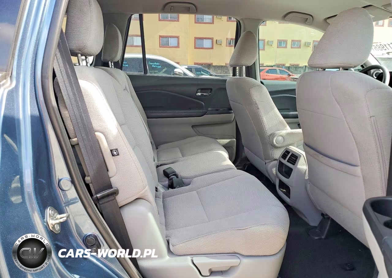 2018 Honda Pilot Lx VIN:5FNYF5H19JB005339 - 11