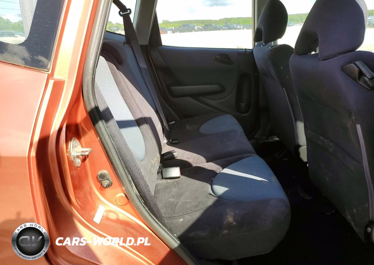 2008 Honda Fit Sport VIN:JHMGD38648S048290 - 10