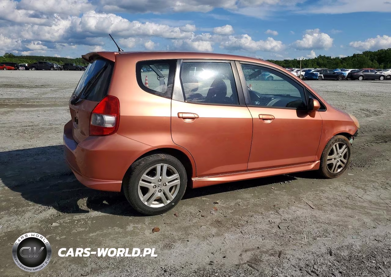 2008 Honda Fit Sport VIN:JHMGD38648S048290 - 3