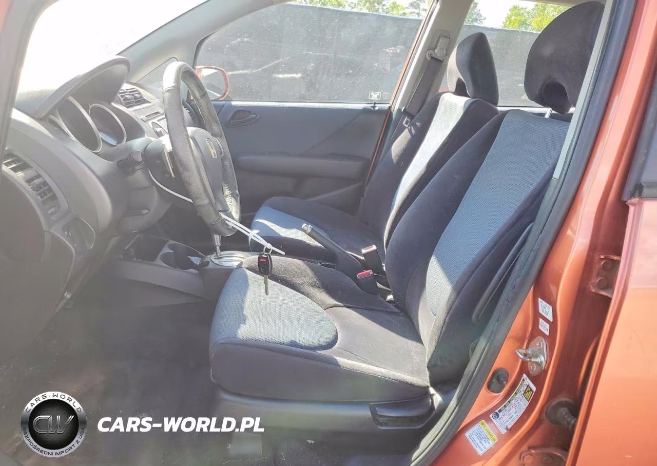 2008 Honda Fit Sport VIN:JHMGD38648S048290 - 7